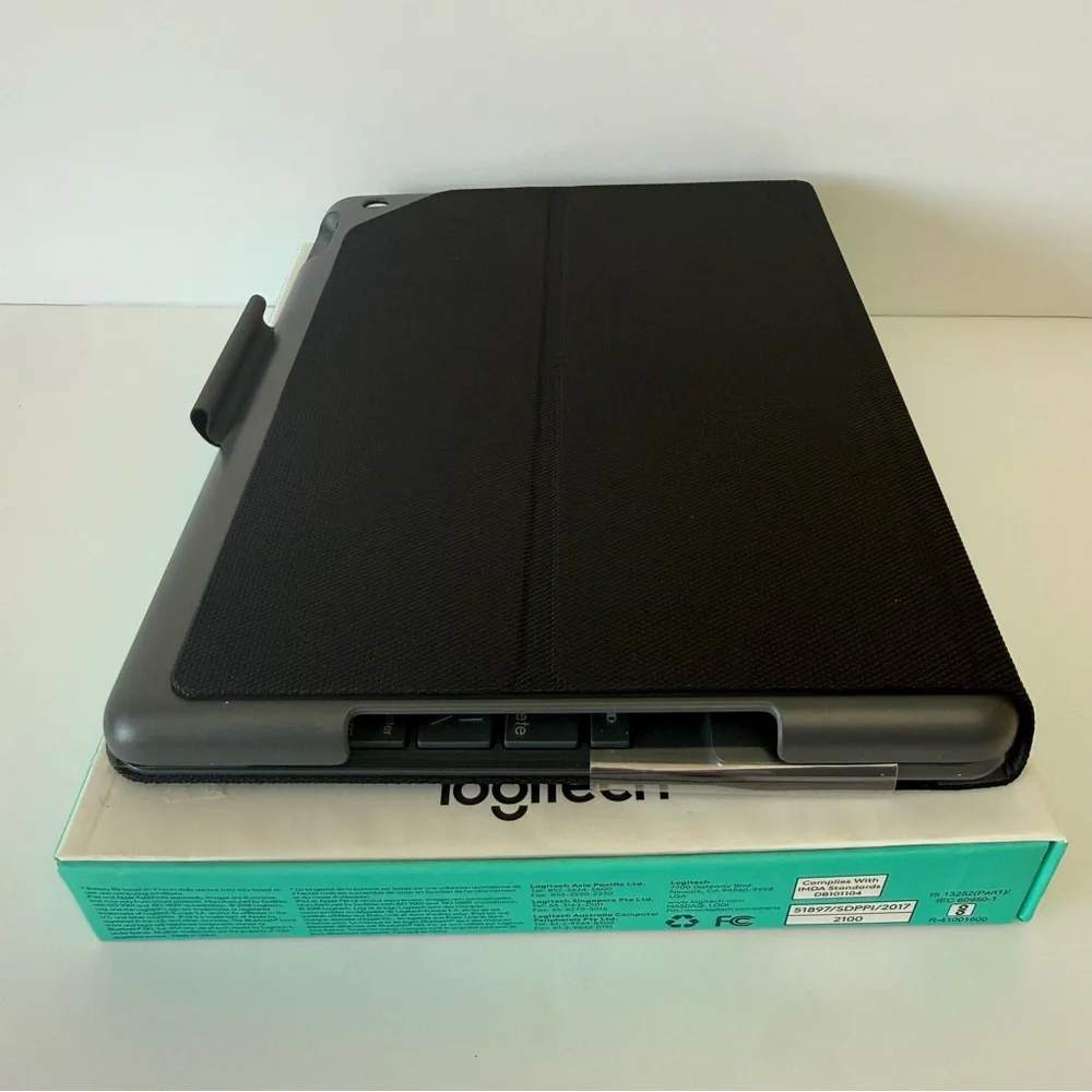 Logitech Slim Folio Keyboard Case for Apple iPad 5th & 6th Generation Bluetooth
